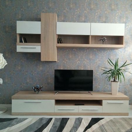 Зарванская Стрит 9 Apartment Kamianets Podilskyi Bagian luar foto